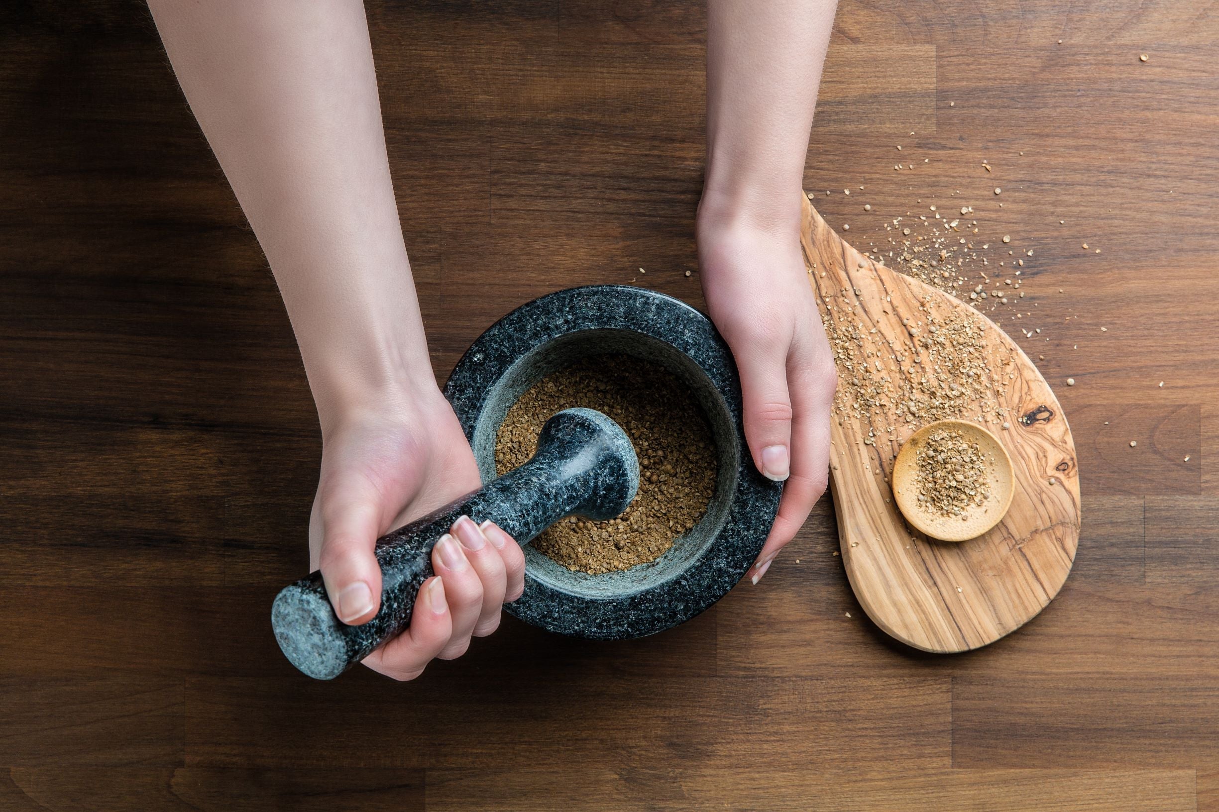 Using A Pestle And Mortar - What Can You Make? | Cole & Mason UK